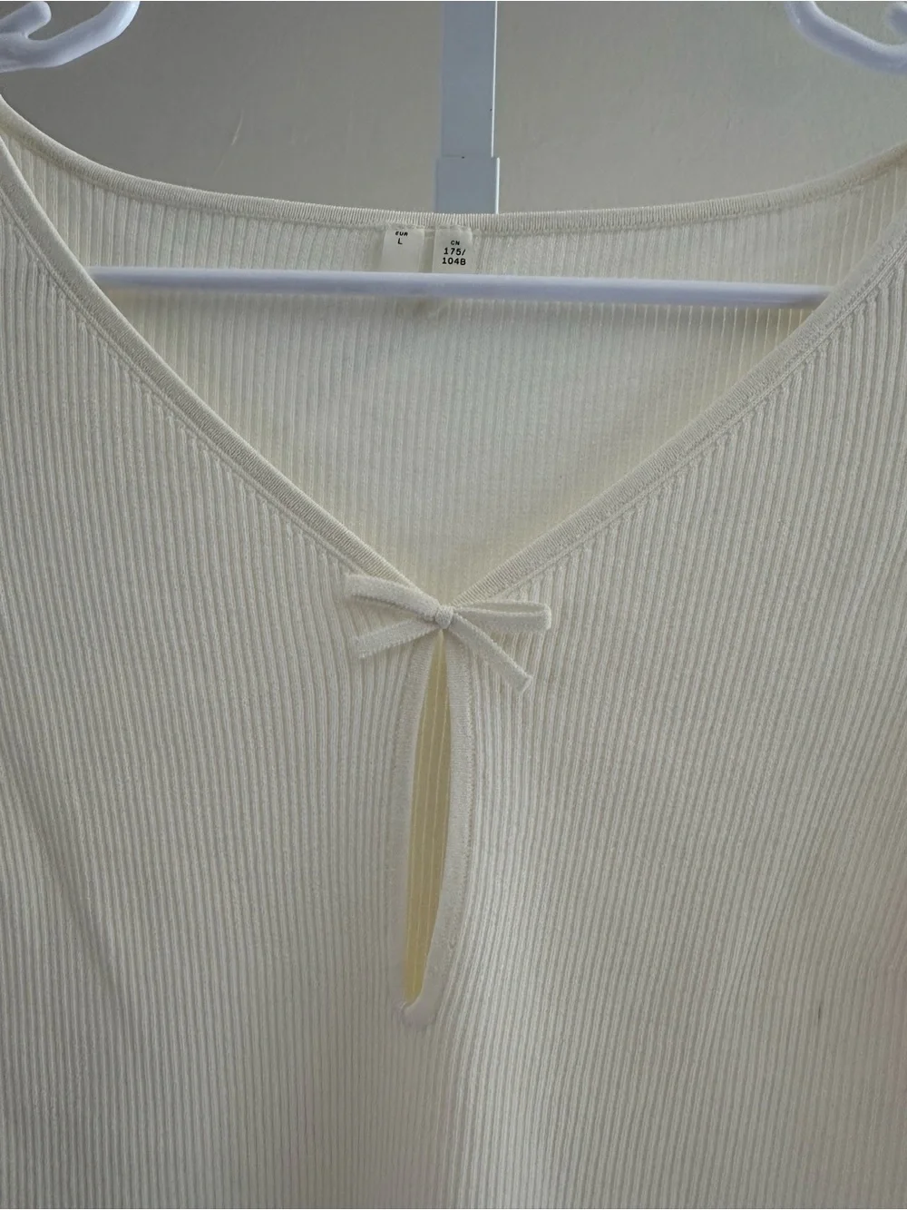 Arket Cream Ribbed Long-Sleeve Top with Keyhole Bow - Picture 3 of 8